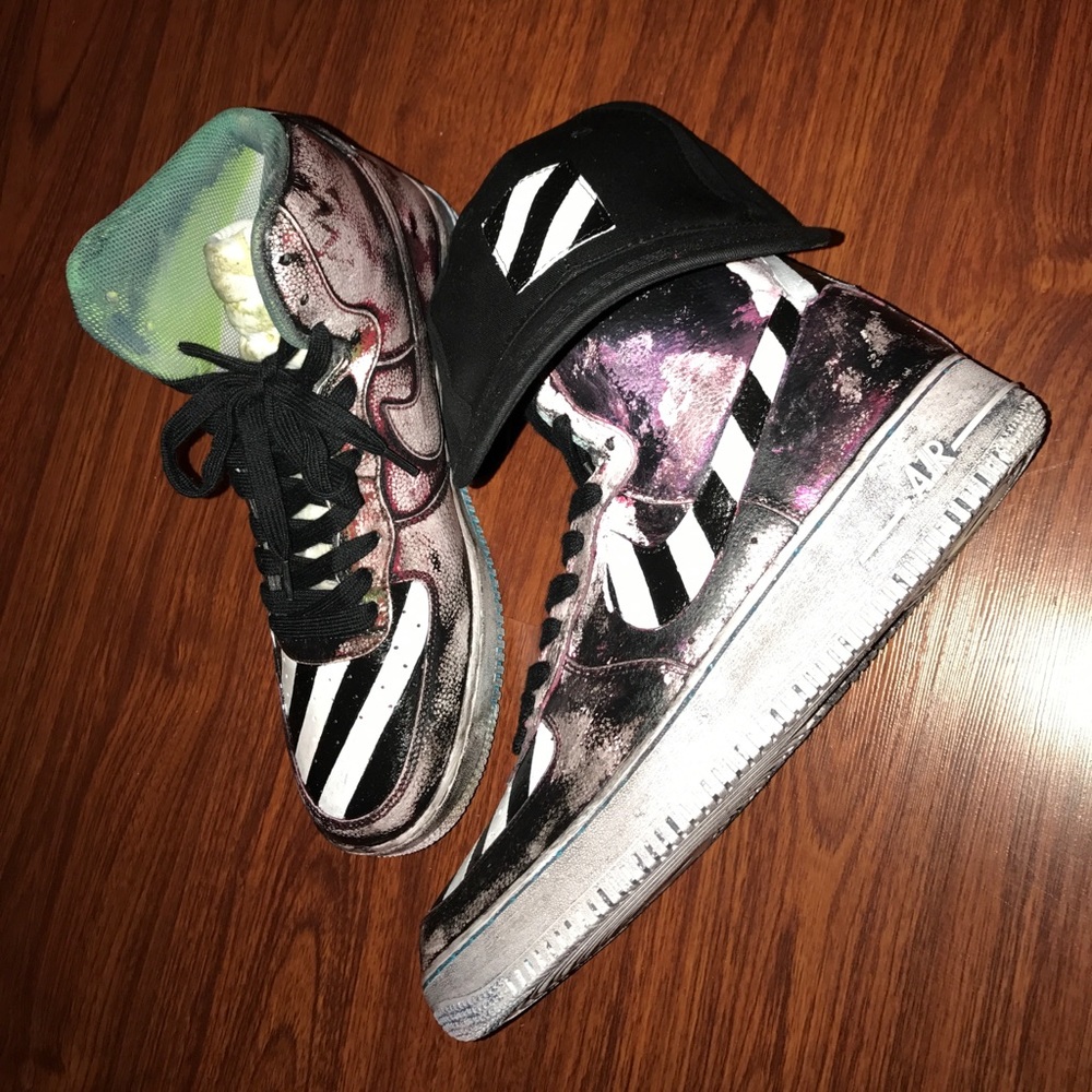 Nike Air Force One - Picture 1 of 3
